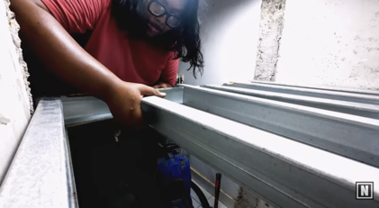 merakit rangka ambalan baja ringan dengan baut